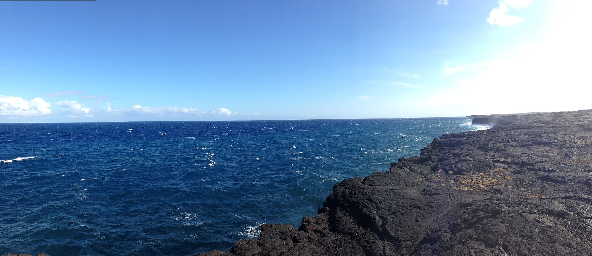 Volcanic cliffs and Pacific Ocean along the Kaʻū coast
